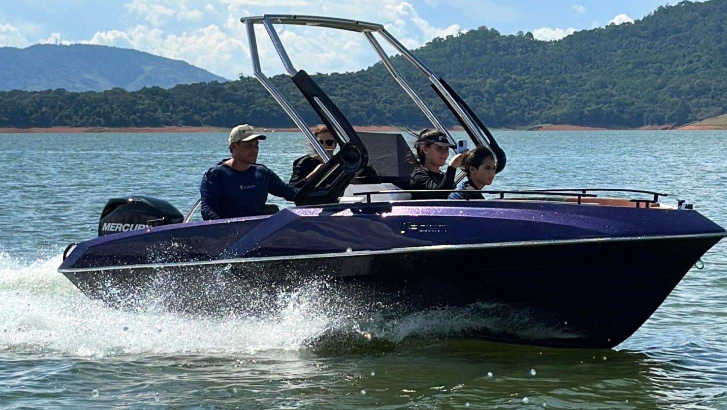 Lancha Ross Mariner SR170 Viper 17 pés