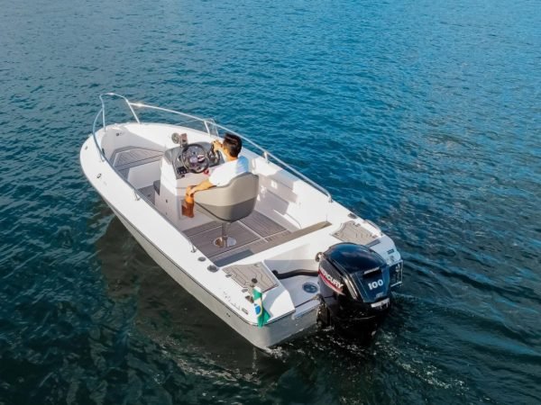 Lancha Ross Mariner C190 Versátile 19 pés